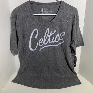 Women’s Medium Gray NBA Boston Celtics T-Shirt
